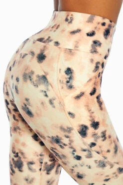 Marika Carson Side Pocket Mid Calf Capri -Marika Shop MLC1124A 9OV.7674