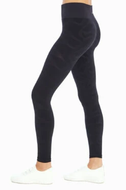 Marika Lemmy Seamless Ankle Legging -Marika Shop MLL1402A 0019572HIRES RT lores RT 14ff4b2a 747d 43dc 99e7 b444d6e801af
