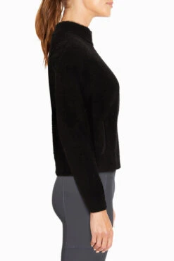 Marika Arden Sherpa Pullover 39 Marika Arden Sherpa Pullover -Marika Shop MLQ0144A 001 02