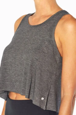 Marika Essential Cropped Tank -Marika Shop MLT2972A 513.77542