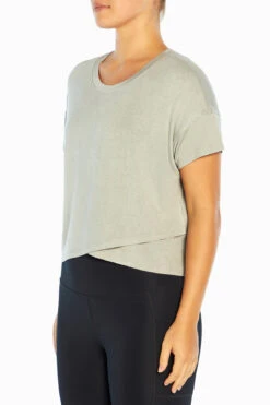 Marika Switchback Cropped Short Sleeve Tee -Marika Shop MLT4282A 0CW.49339